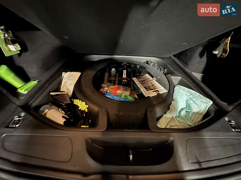 Внедорожник / Кроссовер Jeep Grand Cherokee 2016 в Киеве