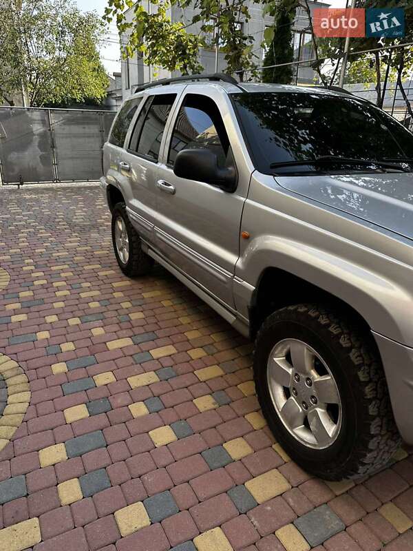 Jeep Grand Cherokee 2003