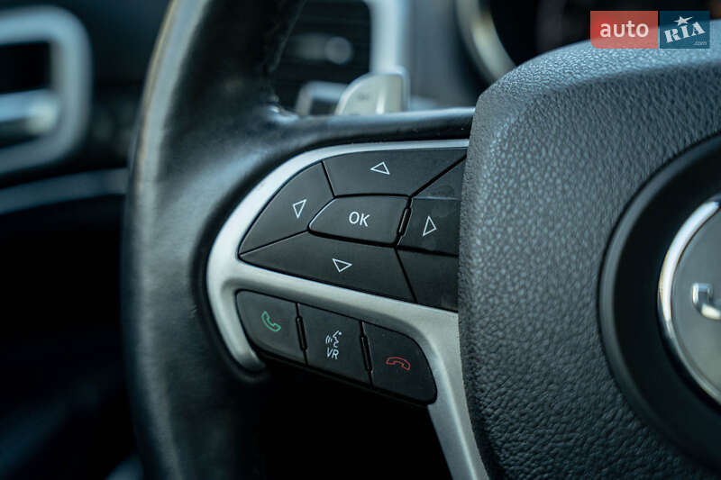 Внедорожник / Кроссовер Jeep Grand Cherokee 2016 в Черновцах фото 25 Внедорожник / Кроссовер Jeep Grand Cherokee 2016 в Черновцах