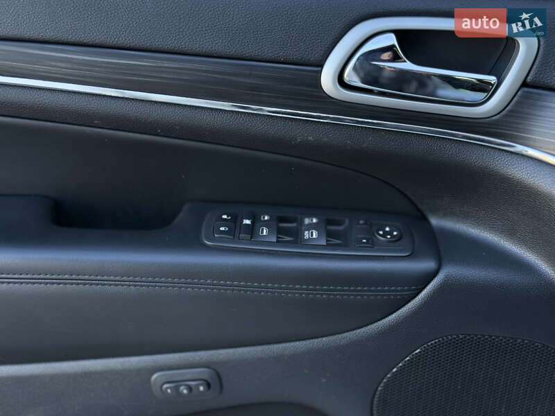 Внедорожник / Кроссовер Jeep Grand Cherokee 2022 в Одессе