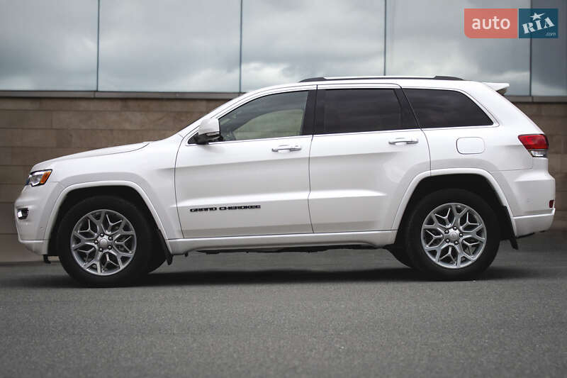Внедорожник / Кроссовер Jeep Grand Cherokee 2019 в Киеве фото 7 Внедорожник / Кроссовер Jeep Grand Cherokee 2019 в Киеве