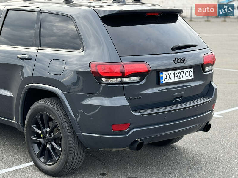 Внедорожник / Кроссовер Jeep Grand Cherokee 2017 в Харькове фото 13 Внедорожник / Кроссовер Jeep Grand Cherokee 2017 в Харькове