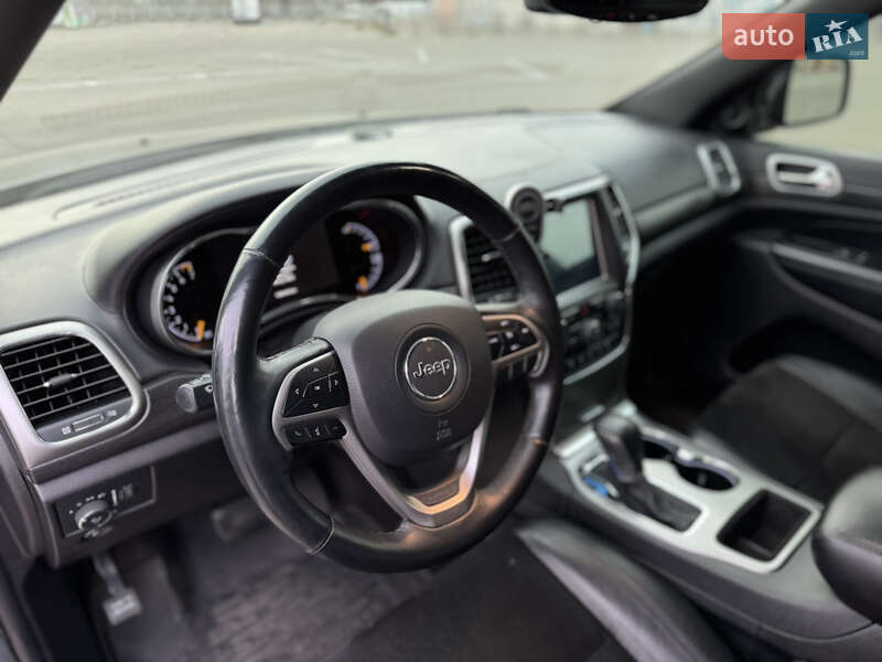 Внедорожник / Кроссовер Jeep Grand Cherokee 2017 в Харькове фото 27 Внедорожник / Кроссовер Jeep Grand Cherokee 2017 в Харькове