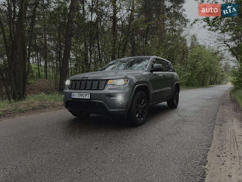 Позашляховик / Кросовер Jeep Grand Cherokee 2019 в Києві
