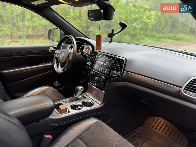 Позашляховик / Кросовер Jeep Grand Cherokee 2019 в Києві