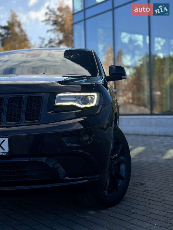 Внедорожник / Кроссовер Jeep Grand Cherokee 2013 в Костополе