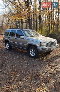 Внедорожник / Кроссовер Jeep Grand Cherokee 1998 в Люботине