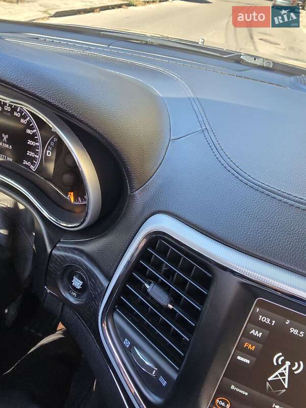 Внедорожник / Кроссовер Jeep Grand Cherokee 2018 в Киеве фото 20 Внедорожник / Кроссовер Jeep Grand Cherokee 2018 в Киеве