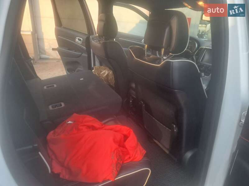 Внедорожник / Кроссовер Jeep Grand Cherokee 2013 в Тернополе