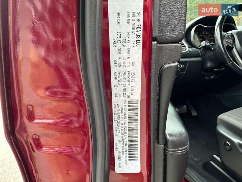 Позашляховик / Кросовер Jeep Grand Cherokee 2019 в Одесі