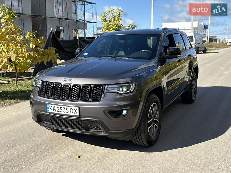 Внедорожник / Кроссовер Jeep Grand Cherokee 2021 в Киеве фото 5 Внедорожник / Кроссовер Jeep Grand Cherokee 2021 в Киеве