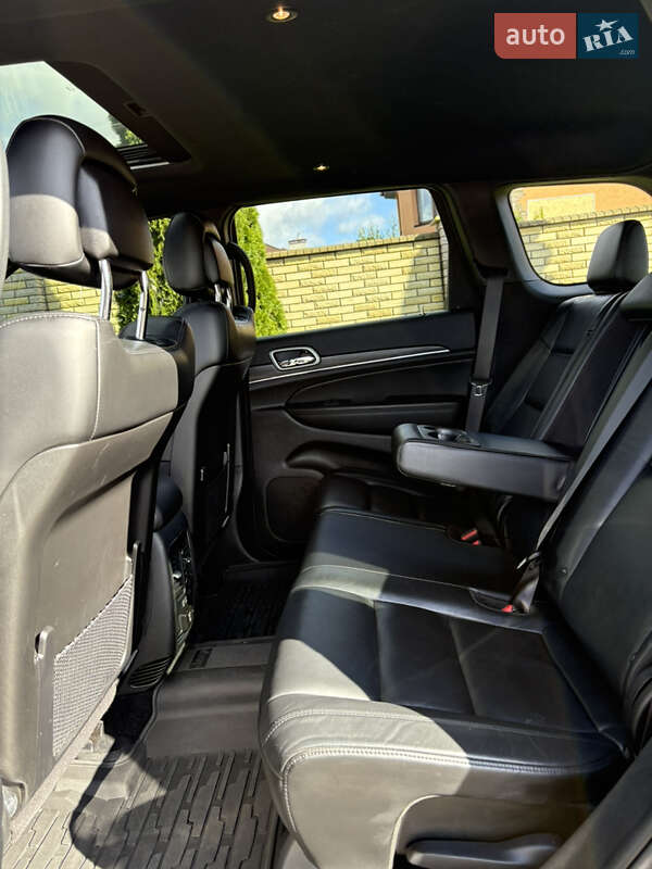 Внедорожник / Кроссовер Jeep Grand Cherokee 2021 в Киеве фото 17 Внедорожник / Кроссовер Jeep Grand Cherokee 2021 в Киеве
