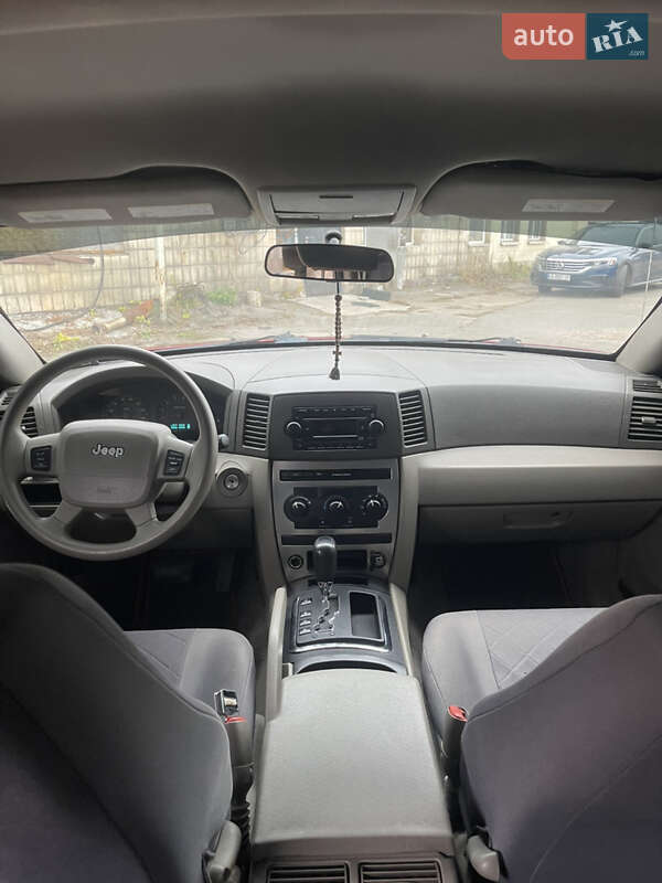 Внедорожник / Кроссовер Jeep Grand Cherokee 2005 в Киеве