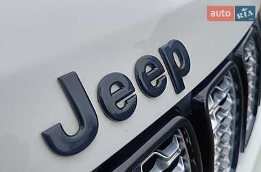 Внедорожник / Кроссовер Jeep Grand Cherokee 2018 в Сумах