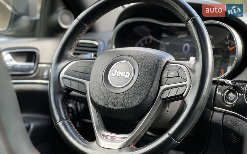 Внедорожник / Кроссовер Jeep Grand Cherokee 2021 в Львове фото 16 Внедорожник / Кроссовер Jeep Grand Cherokee 2021 в Львове