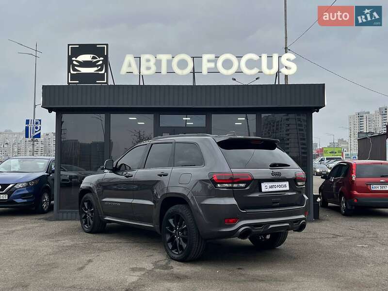 Внедорожник / Кроссовер Jeep Grand Cherokee 2017 в Киеве фото 5 Внедорожник / Кроссовер Jeep Grand Cherokee 2017 в Киеве