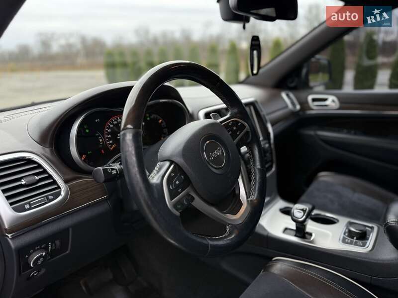 Внедорожник / Кроссовер Jeep Grand Cherokee 2013 в Черновцах