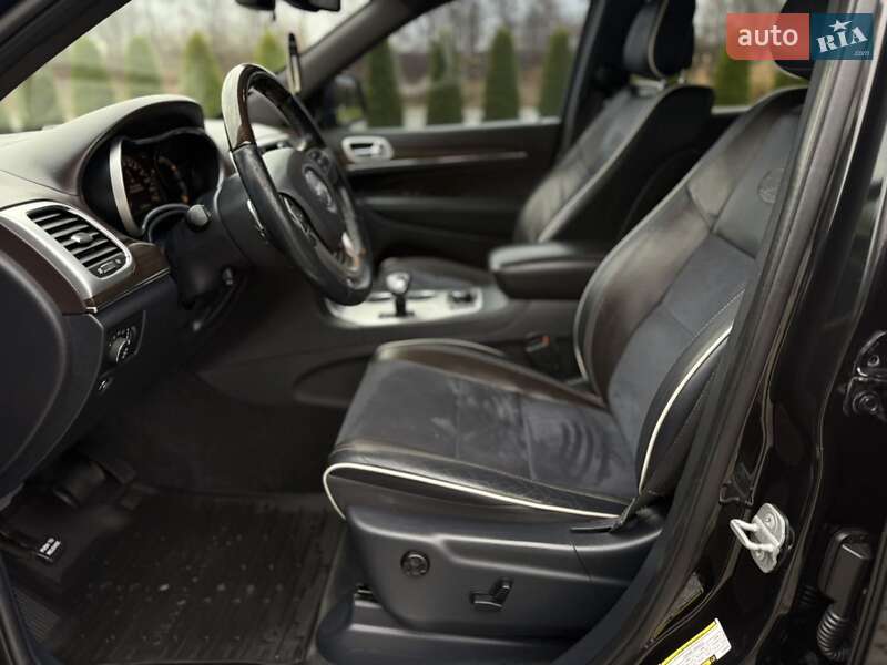 Внедорожник / Кроссовер Jeep Grand Cherokee 2013 в Черновцах