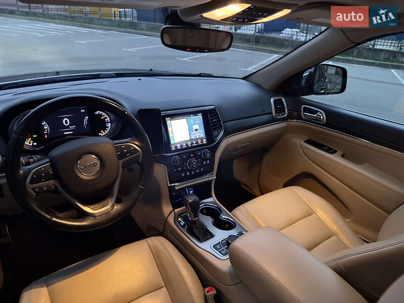 Позашляховик / Кросовер Jeep Grand Cherokee 2020 в Києві