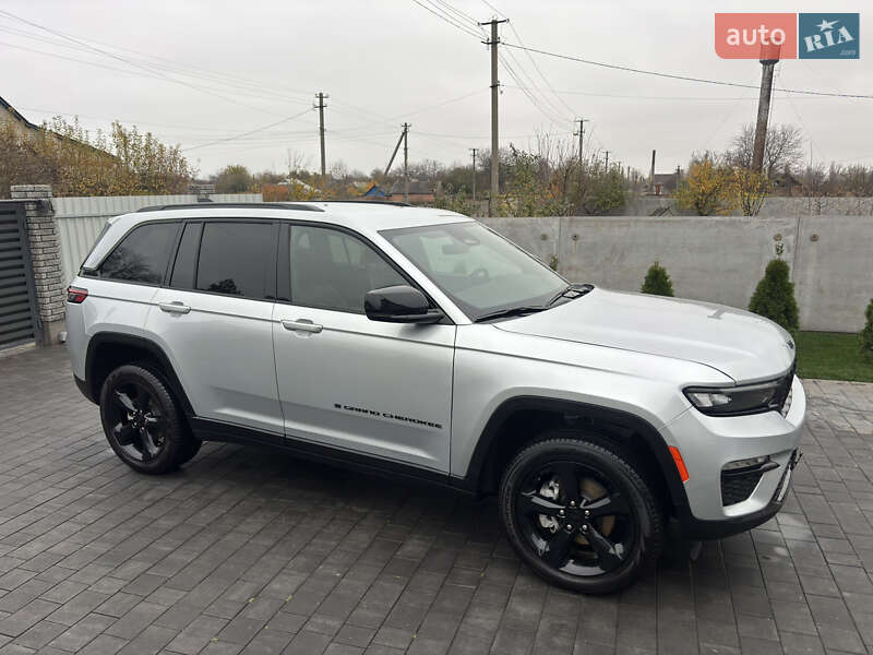 Внедорожник / Кроссовер Jeep Grand Cherokee 2025 в Полтаве