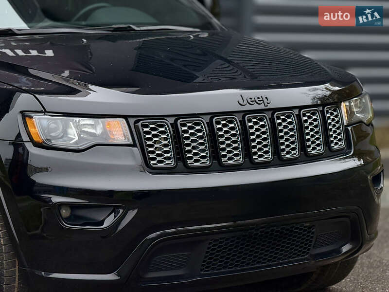 Внедорожник / Кроссовер Jeep Grand Cherokee 2018 в Харькове фото 10 Внедорожник / Кроссовер Jeep Grand Cherokee 2018 в Харькове