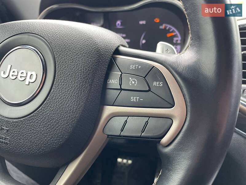Внедорожник / Кроссовер Jeep Grand Cherokee 2016 в Одессе