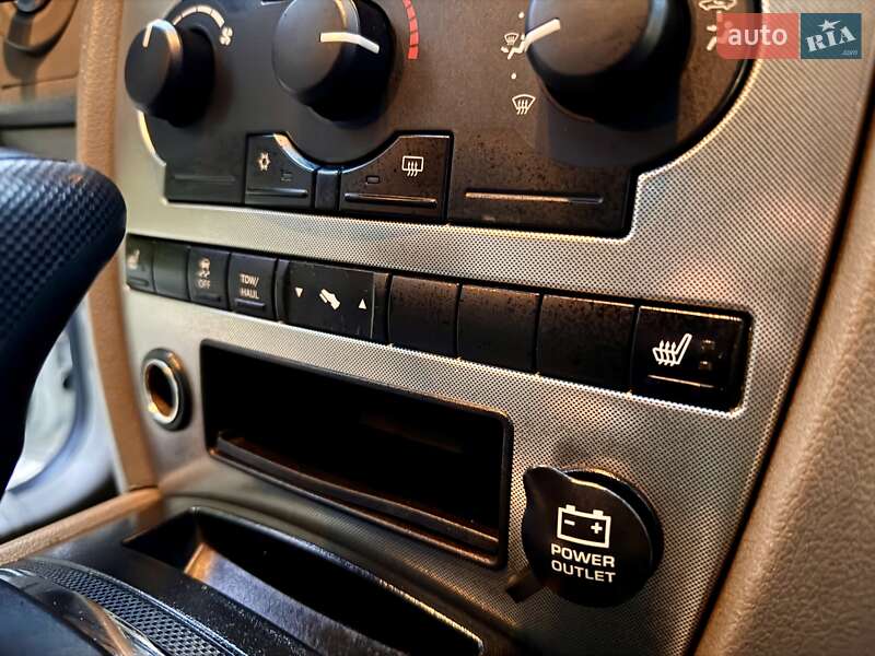 Позашляховик / Кросовер Jeep Grand Cherokee 2005 в Одесі