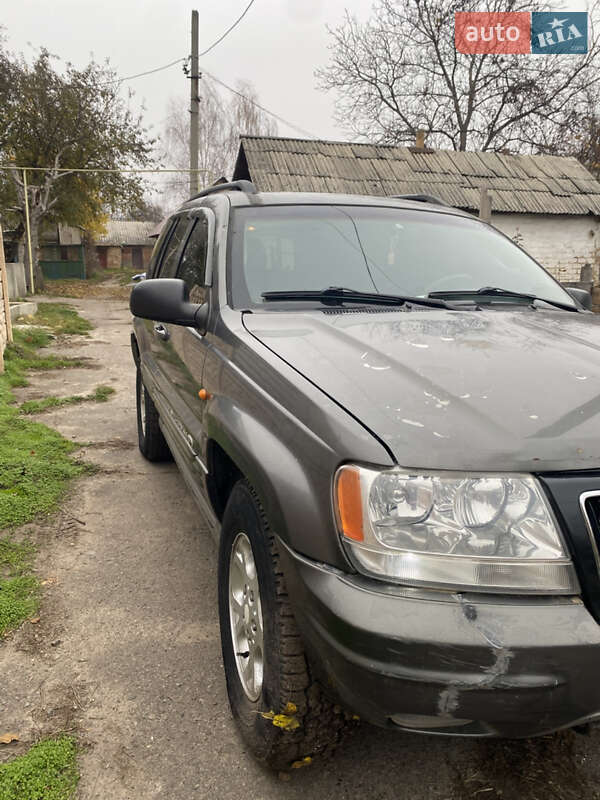 Внедорожник / Кроссовер Jeep Grand Cherokee 2002 в Александрие