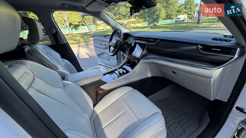 Позашляховик / Кросовер Jeep Grand Cherokee 2021 в Києві