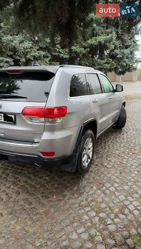 Внедорожник / Кроссовер Jeep Grand Cherokee 2015 в Кропивницком фото 2 Внедорожник / Кроссовер Jeep Grand Cherokee 2015 в Кропивницком