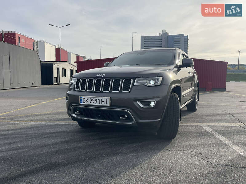 Внедорожник / Кроссовер Jeep Grand Cherokee 2021 в Киеве фото 8 Внедорожник / Кроссовер Jeep Grand Cherokee 2021 в Киеве