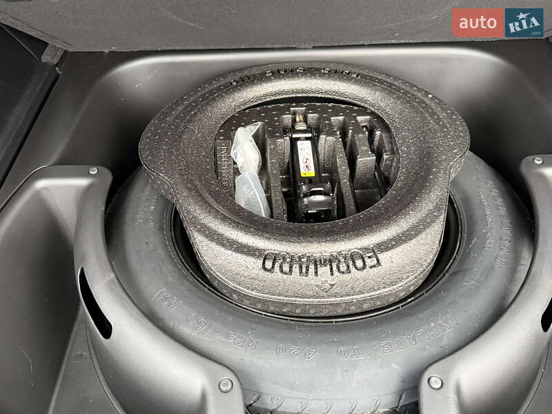 Внедорожник / Кроссовер Jeep Grand Cherokee 2021 в Киеве фото 55 Внедорожник / Кроссовер Jeep Grand Cherokee 2021 в Киеве