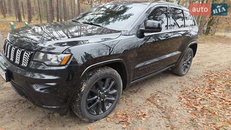 Внедорожник / Кроссовер Jeep Grand Cherokee 2020 в Киеве фото 2 Внедорожник / Кроссовер Jeep Grand Cherokee 2020 в Киеве