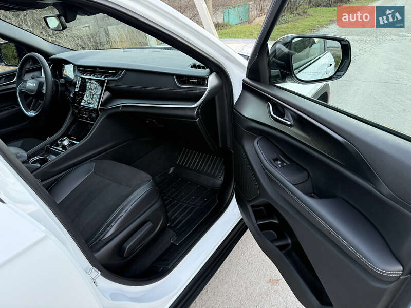 Внедорожник / Кроссовер Jeep Grand Cherokee 2024 в Каменец-Подольском