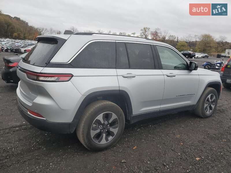 Внедорожник / Кроссовер Jeep Grand Cherokee 2023 в Киеве
