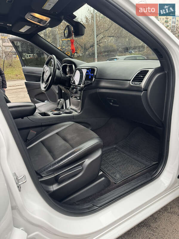 Позашляховик / Кросовер Jeep Grand Cherokee 2018 в Києві