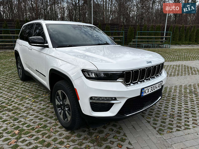 Внедорожник / Кроссовер Jeep Grand Cherokee 2022 в Харькове