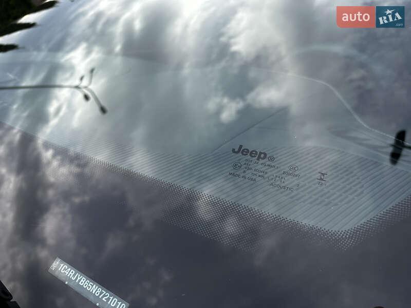 Внедорожник / Кроссовер Jeep Grand Cherokee 2022 в Харькове