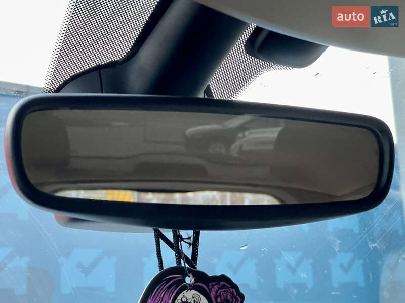 Внедорожник / Кроссовер Jeep Grand Cherokee 2017 в Киеве