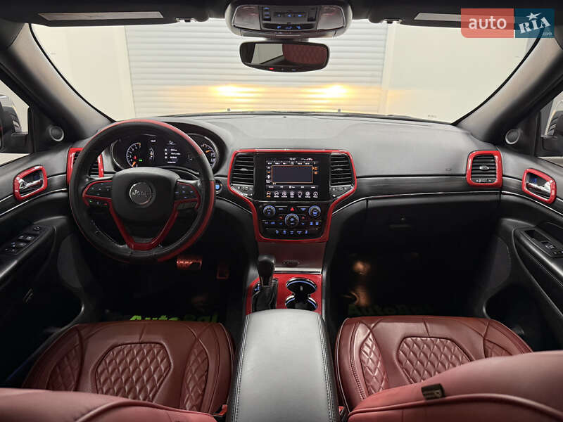 Внедорожник / Кроссовер Jeep Grand Cherokee 2021 в Одессе