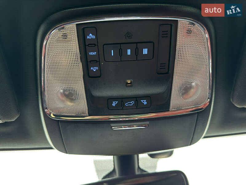 Внедорожник / Кроссовер Jeep Grand Cherokee 2021 в Одессе