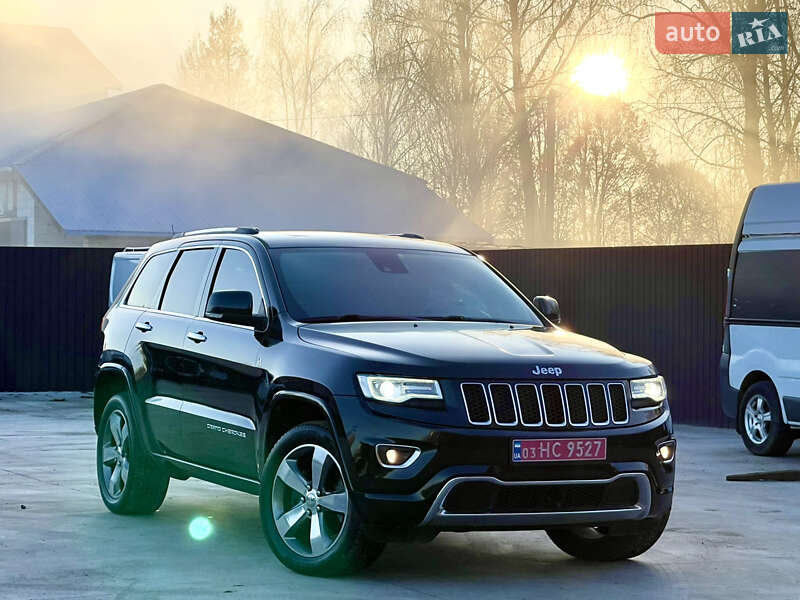Внедорожник / Кроссовер Jeep Grand Cherokee 2016 в Млинове