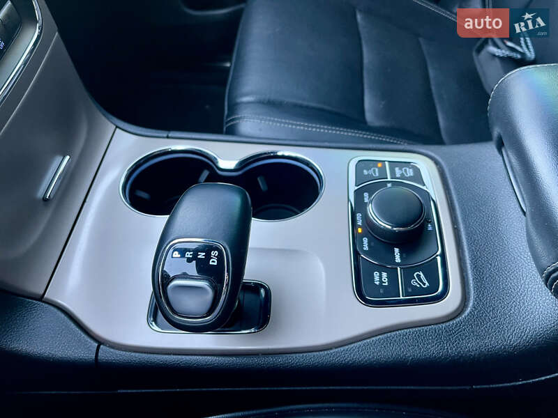 Внедорожник / Кроссовер Jeep Grand Cherokee 2016 в Млинове