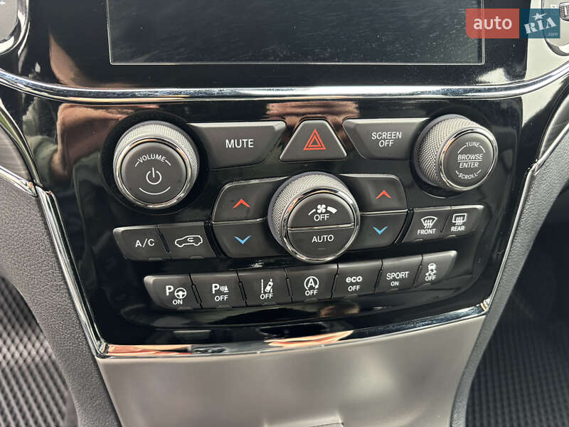 Внедорожник / Кроссовер Jeep Grand Cherokee 2020 в Полтаве фото 28 Внедорожник / Кроссовер Jeep Grand Cherokee 2020 в Полтаве