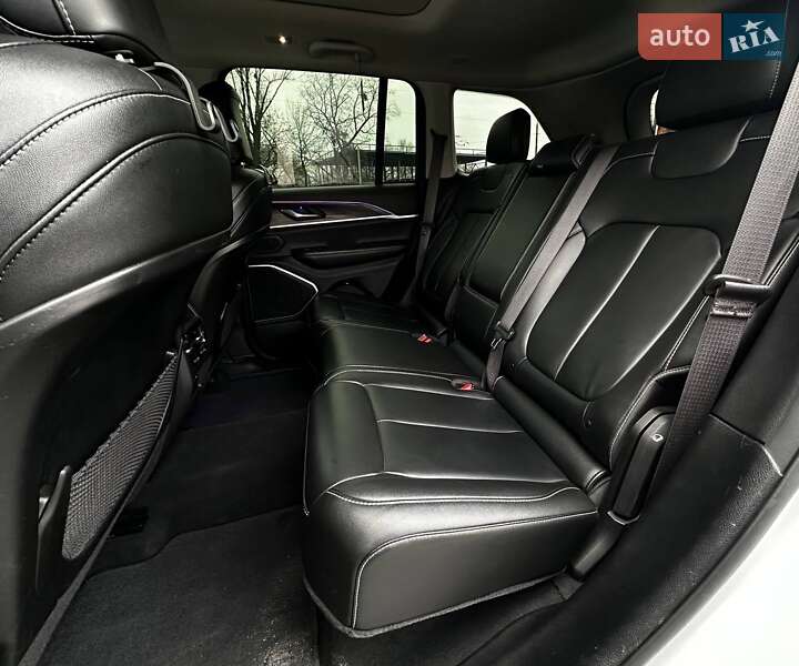Внедорожник / Кроссовер Jeep Grand Cherokee 2022 в Харькове фото 15 Внедорожник / Кроссовер Jeep Grand Cherokee 2022 в Харькове