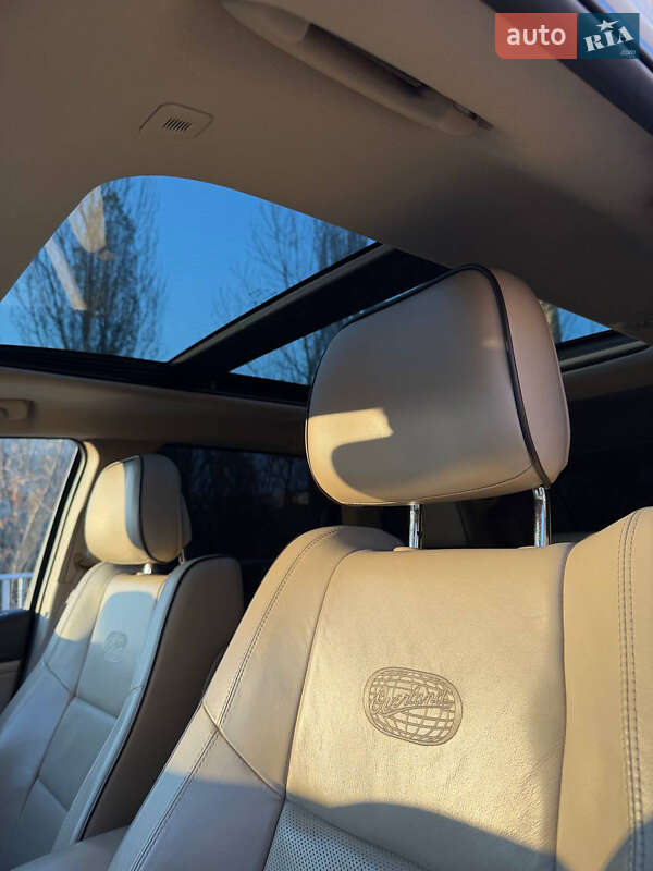 Внедорожник / Кроссовер Jeep Grand Cherokee 2016 в Киеве