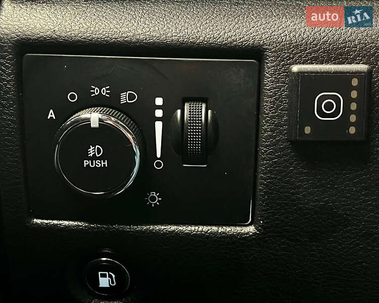 Внедорожник / Кроссовер Jeep Grand Cherokee 2019 в Киеве фото 21 Внедорожник / Кроссовер Jeep Grand Cherokee 2019 в Киеве