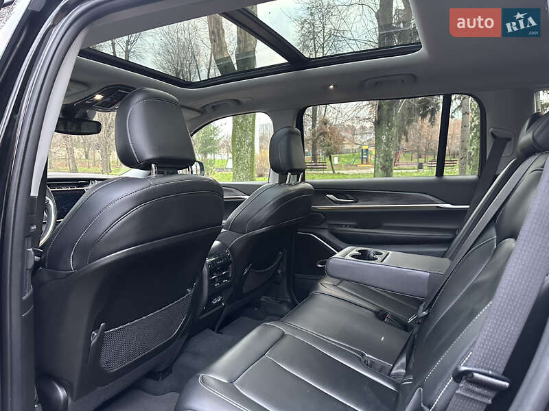 Внедорожник / Кроссовер Jeep Grand Cherokee 2022 в Киеве