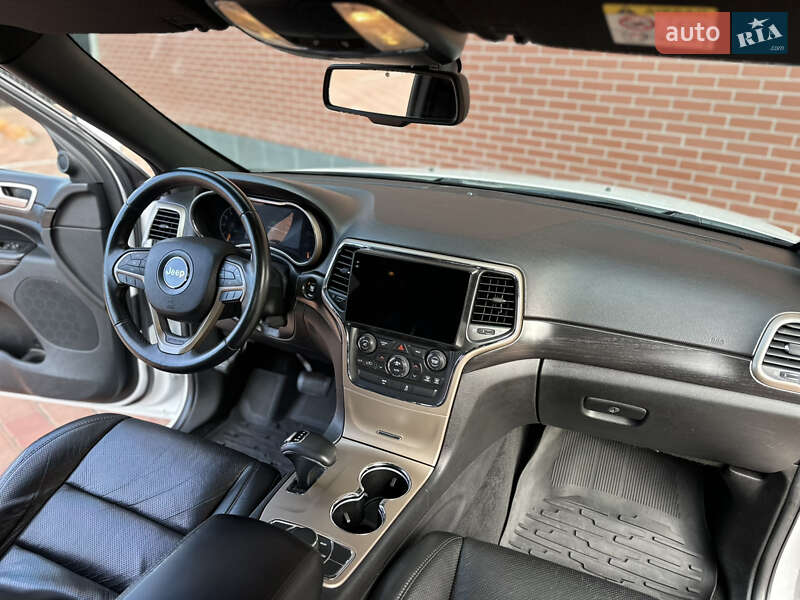 Внедорожник / Кроссовер Jeep Grand Cherokee 2013 в Одессе