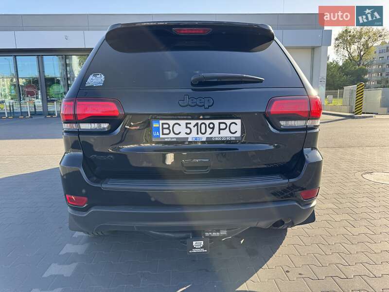 Внедорожник / Кроссовер Jeep Grand Cherokee 2018 в Киеве